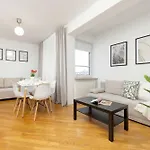 Stylowy Apartament Dla 6 Osob Z Parkingiem By Noclegi Renters