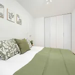 Stylowy Apartament Dla 6 Osob Z Parkingiem By Noclegi Renters