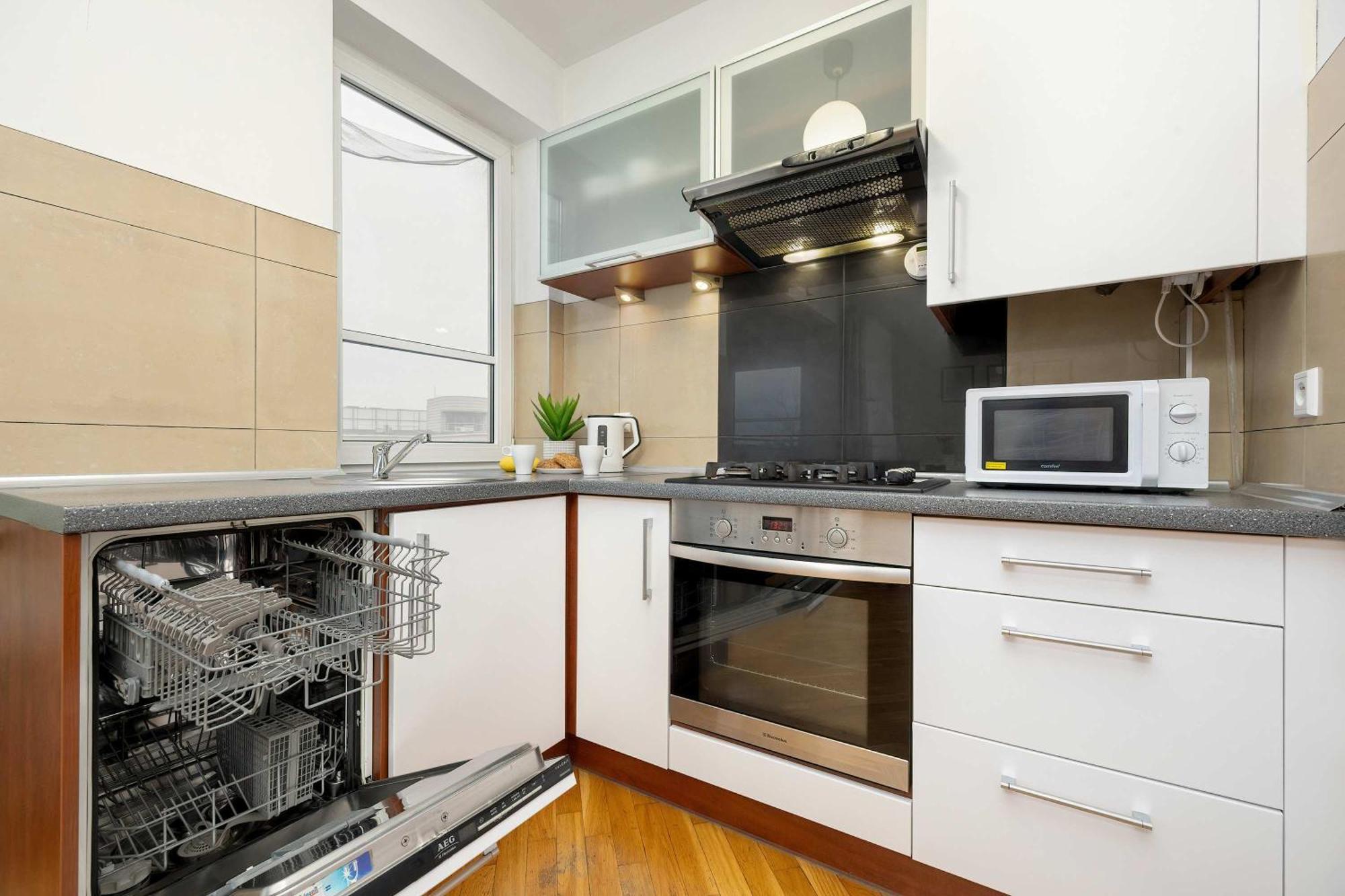 Stylowy Dla 6 Osob Z Parkingiem By Renters Apartament Warszawa